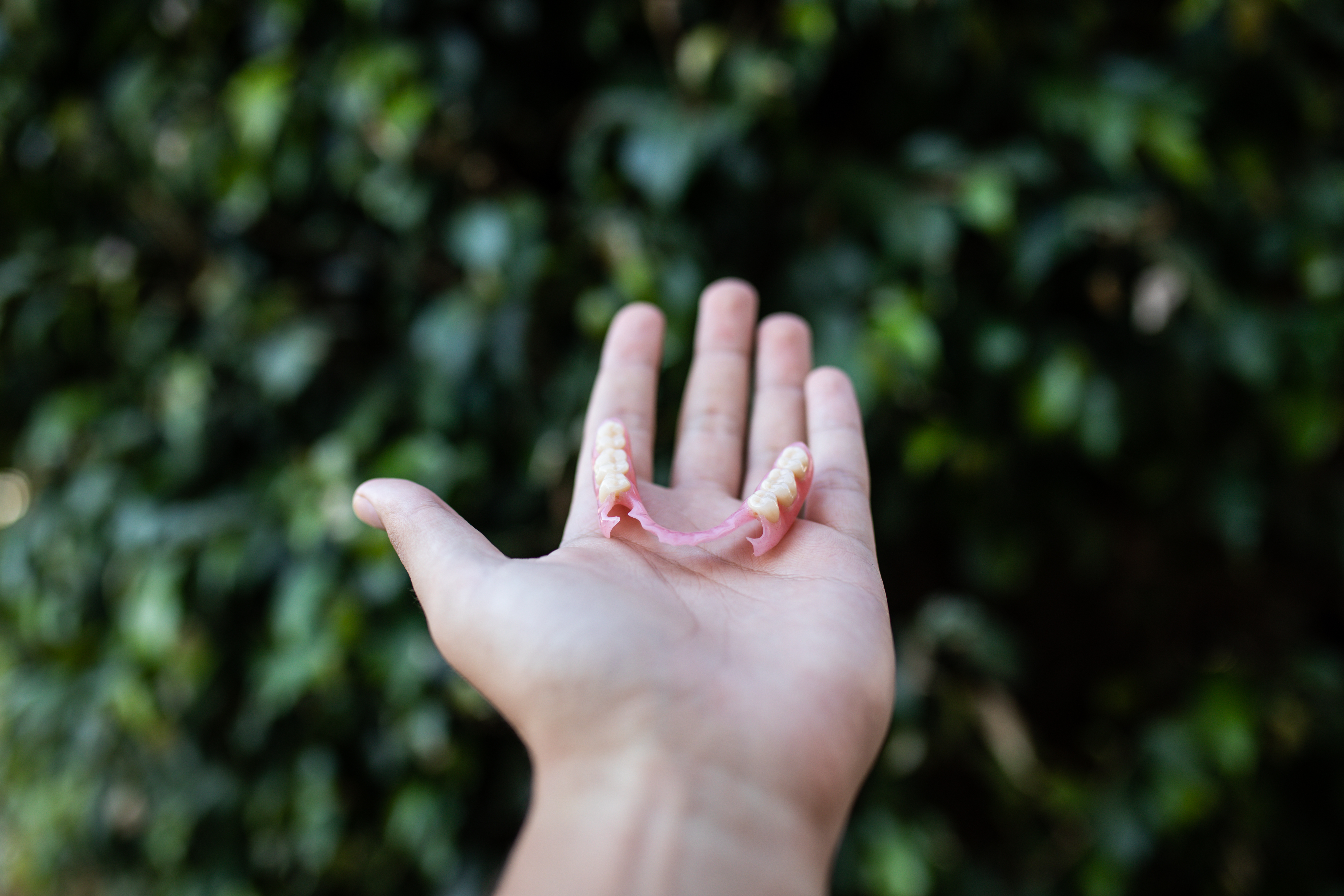 How much does a 4 tooth partial cost? - instasmile How much does a 4 tooth partial cost? - instasmile